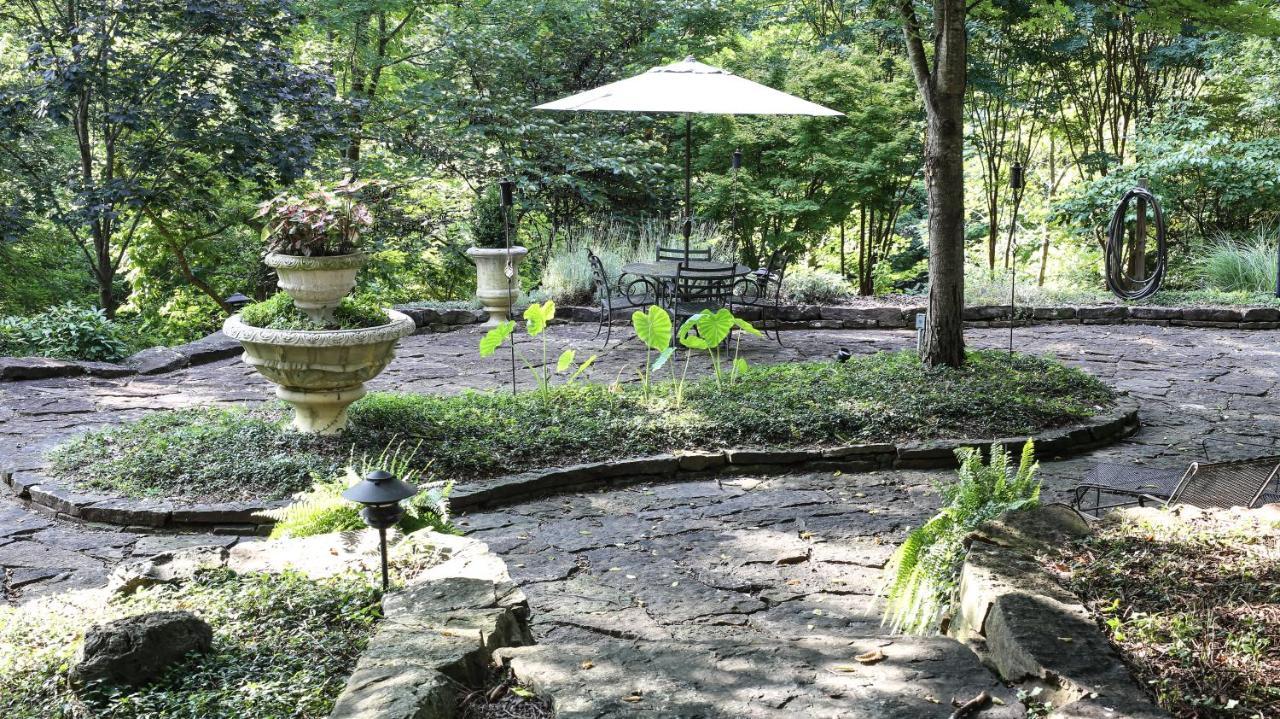 Dickson Street Bed & Breakfast Fayetteville Bagian luar foto
