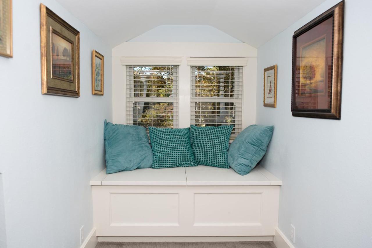 Dickson Street Bed & Breakfast Fayetteville Bagian luar foto